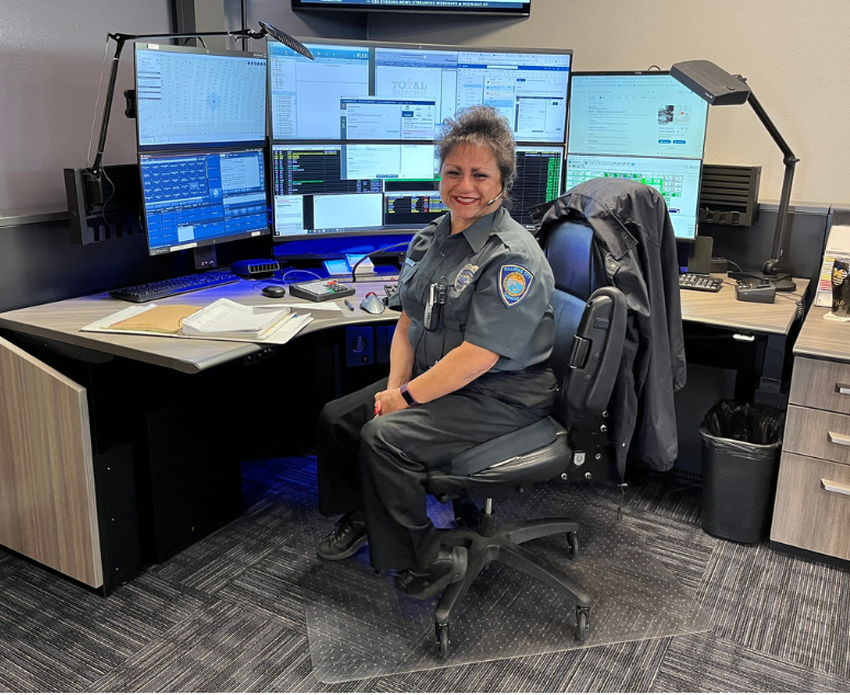 911 dispatcher